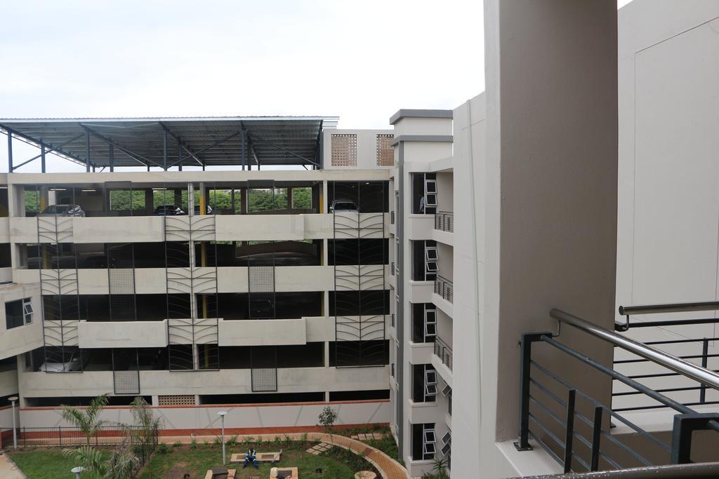 Cyro Apartments At Central Park Durban Eksteriør bilde