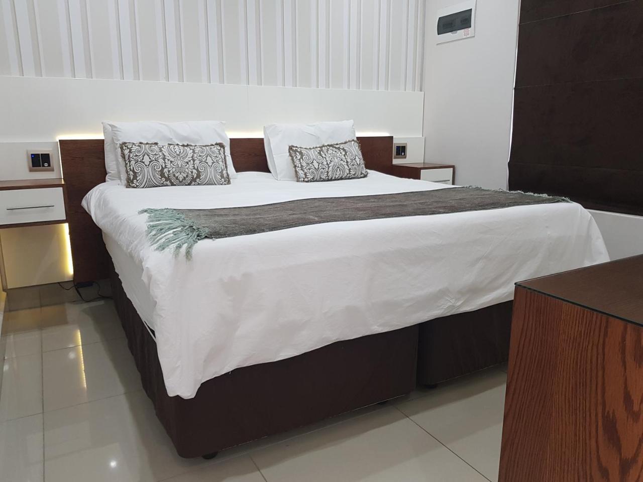 Cyro Apartments At Central Park Durban Eksteriør bilde